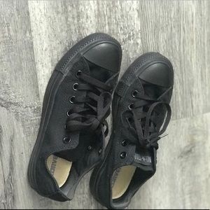 Low top Converse